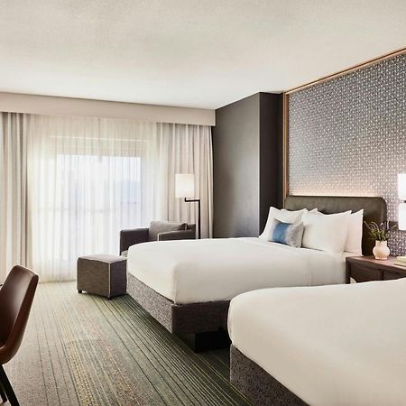 Renaissance Phoenix Glendale Hotel & Conference Center Экстерьер фото