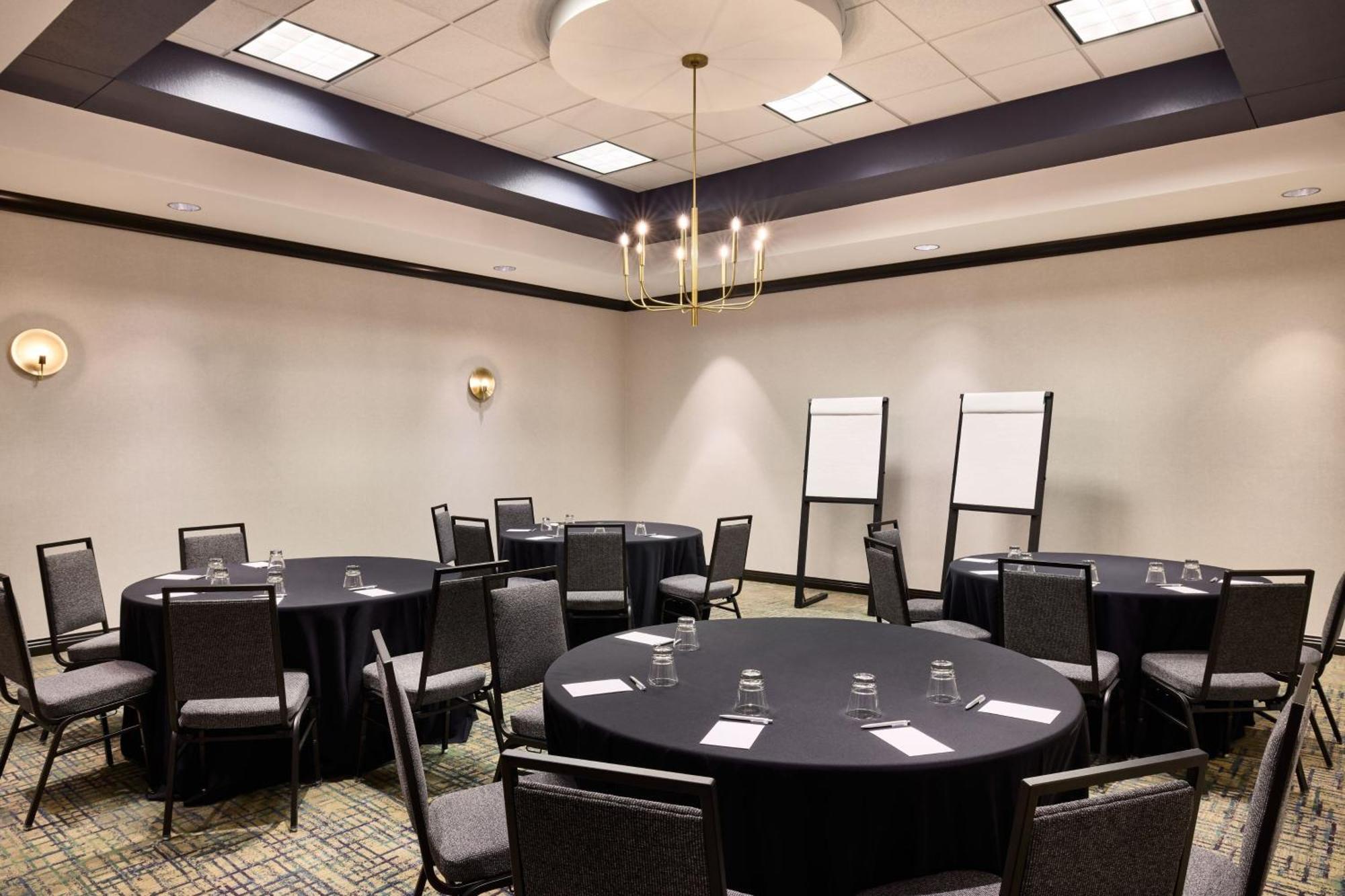 Renaissance Phoenix Glendale Hotel & Conference Center Экстерьер фото