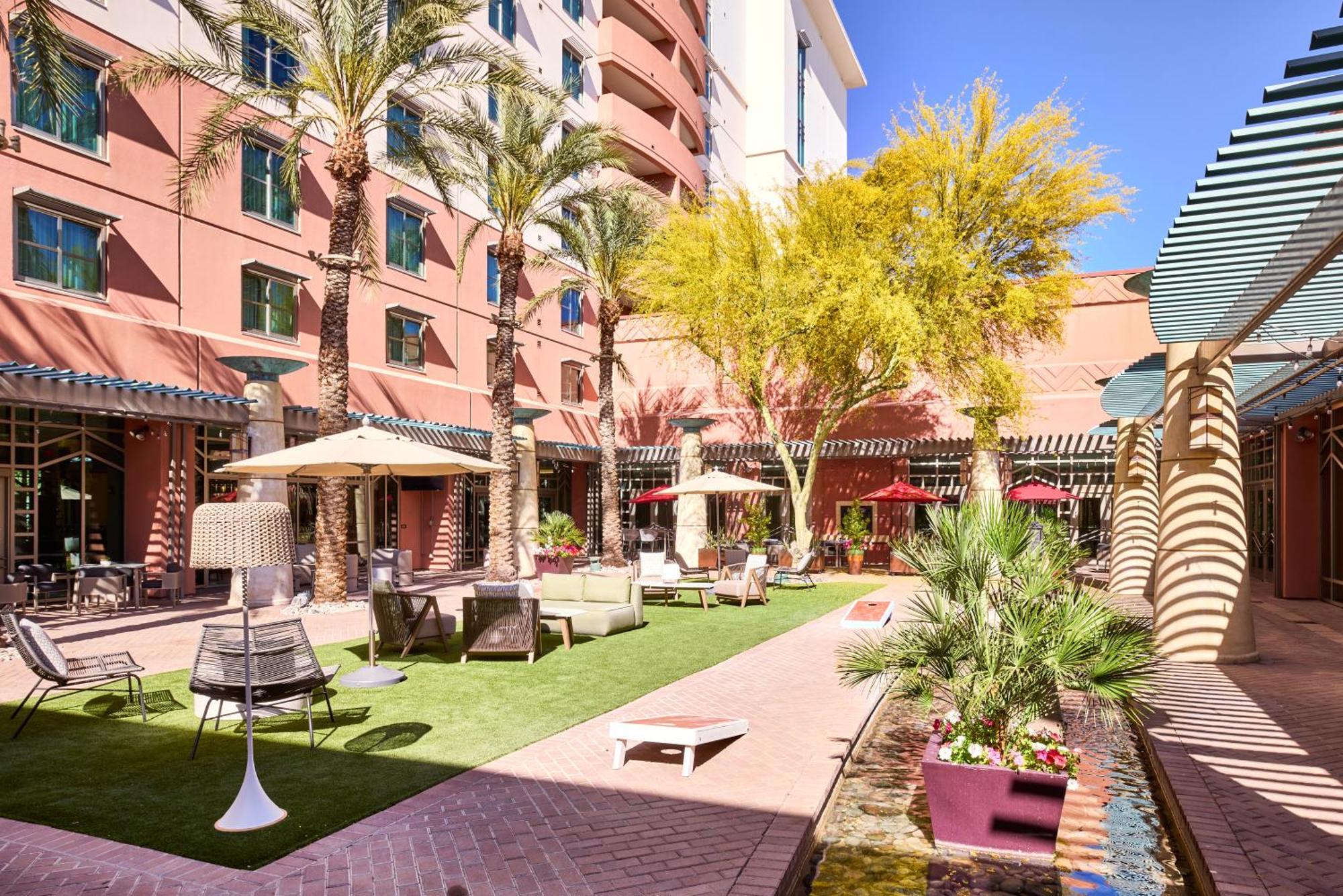 Renaissance Phoenix Glendale Hotel & Conference Center Экстерьер фото