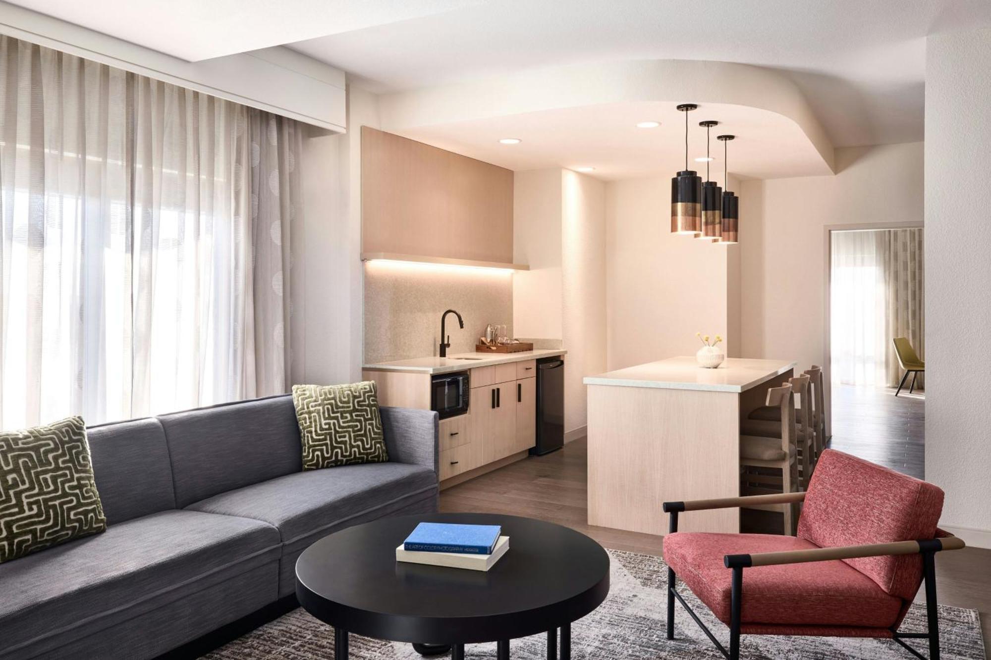 Renaissance Phoenix Glendale Hotel & Conference Center Экстерьер фото
